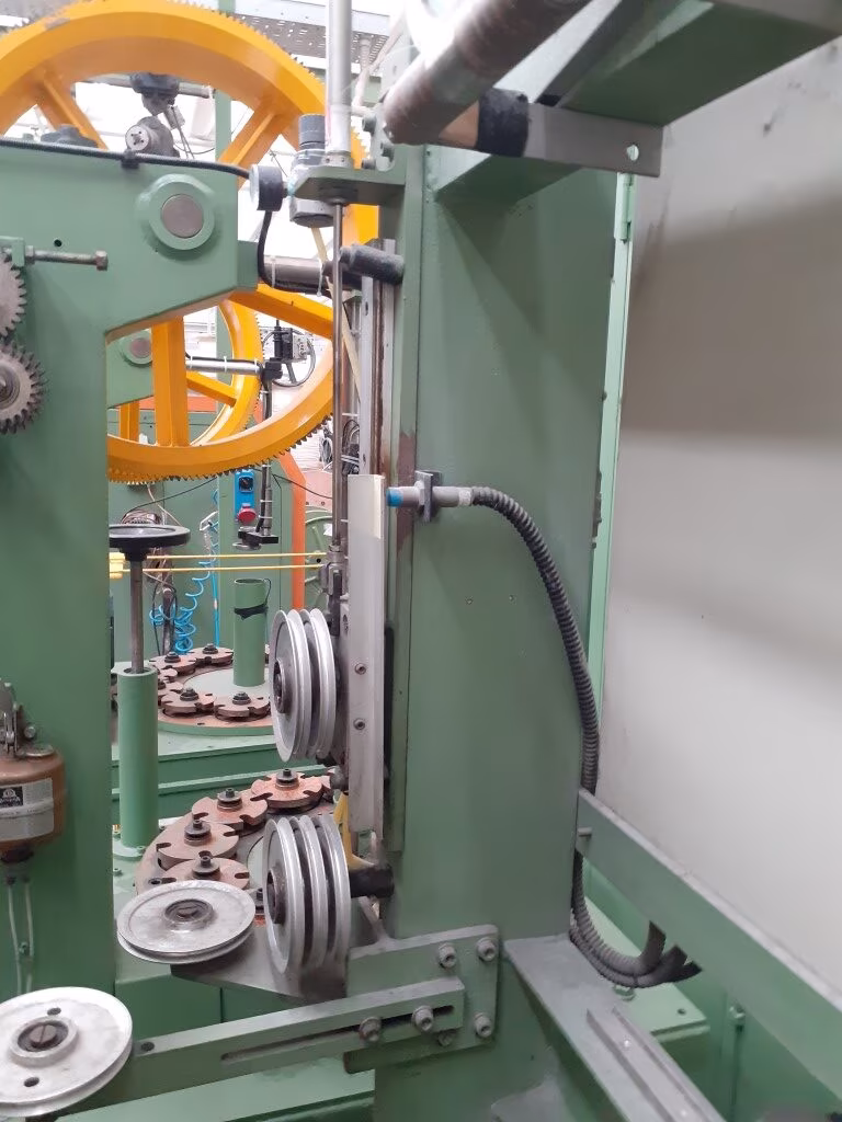 img05 selecta 630mm pay off with accumulator, model sv630