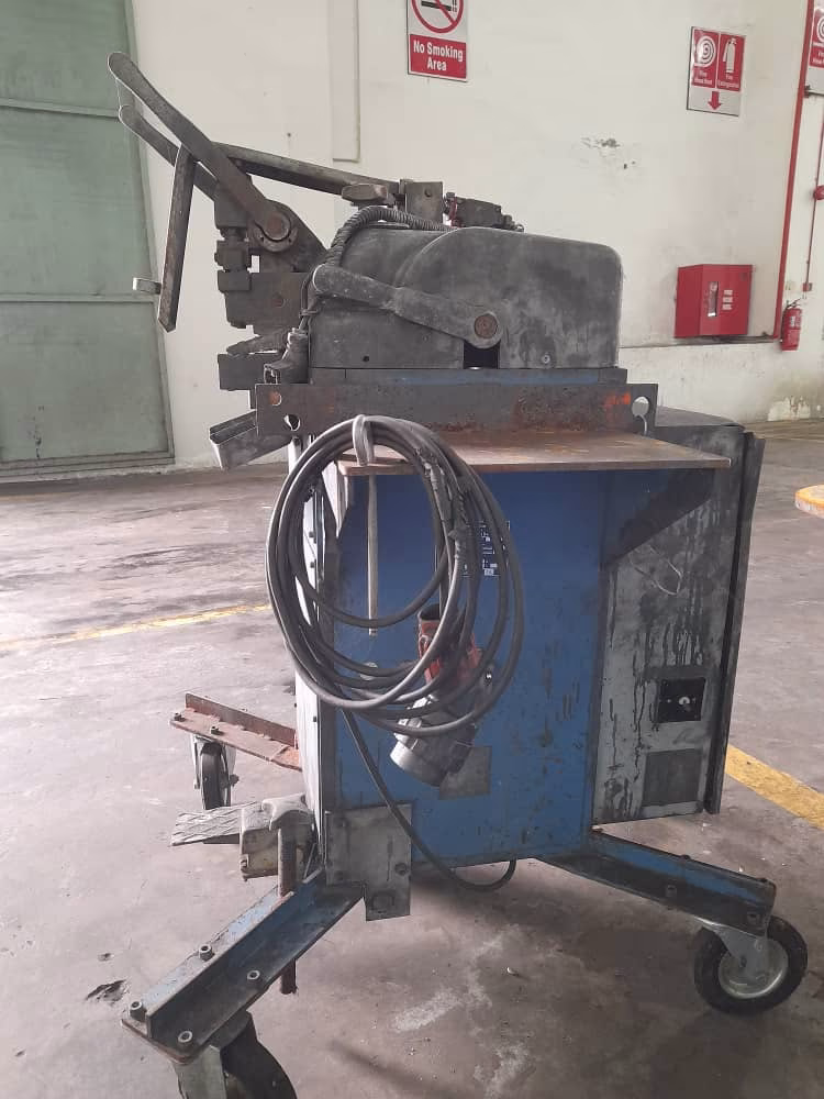 img02 strecker butt welder type 2a 12kva