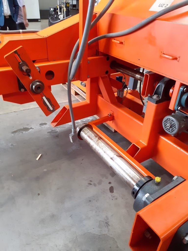 img02 reelex 1250mm motorized pay off, model 10hp