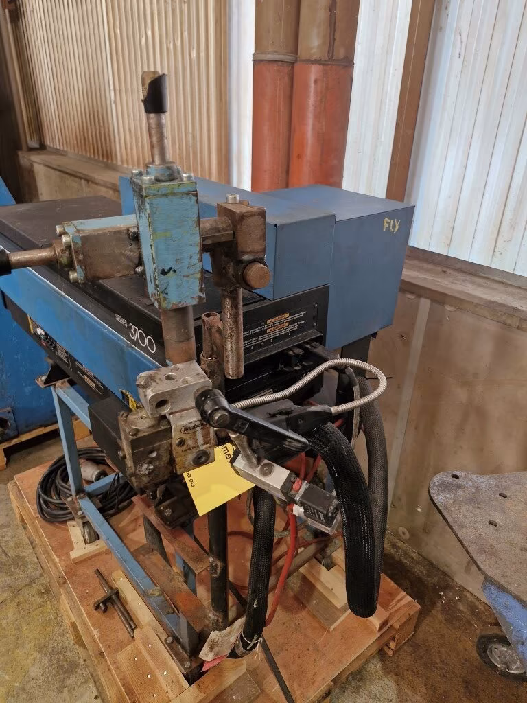 img03 nordson hot melt glue unit, serie 3700