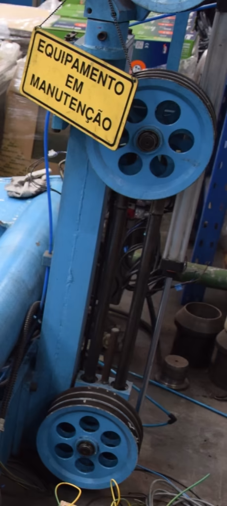 img03 1250mm rewinding line