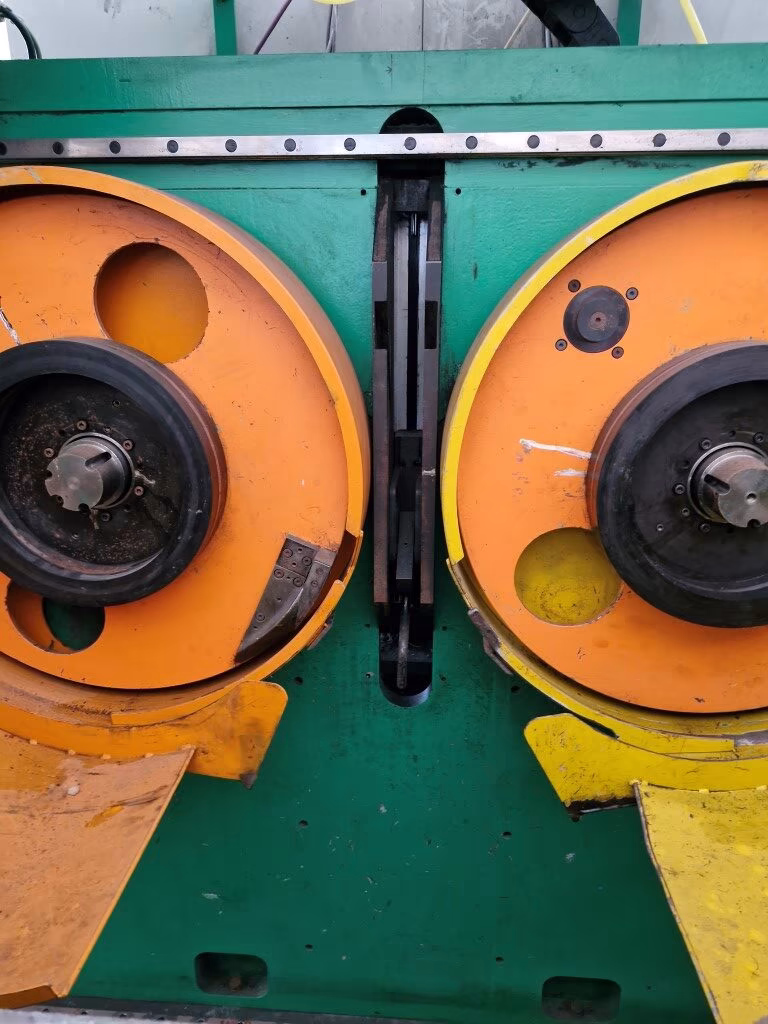 img03 davis standard 630mm dual spooler