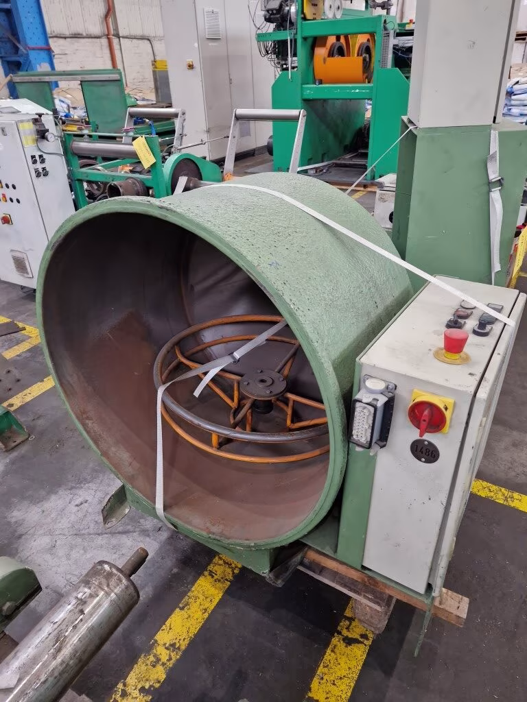 img05 vhf eÜka 630 single cone pay off with ebu3 braking system