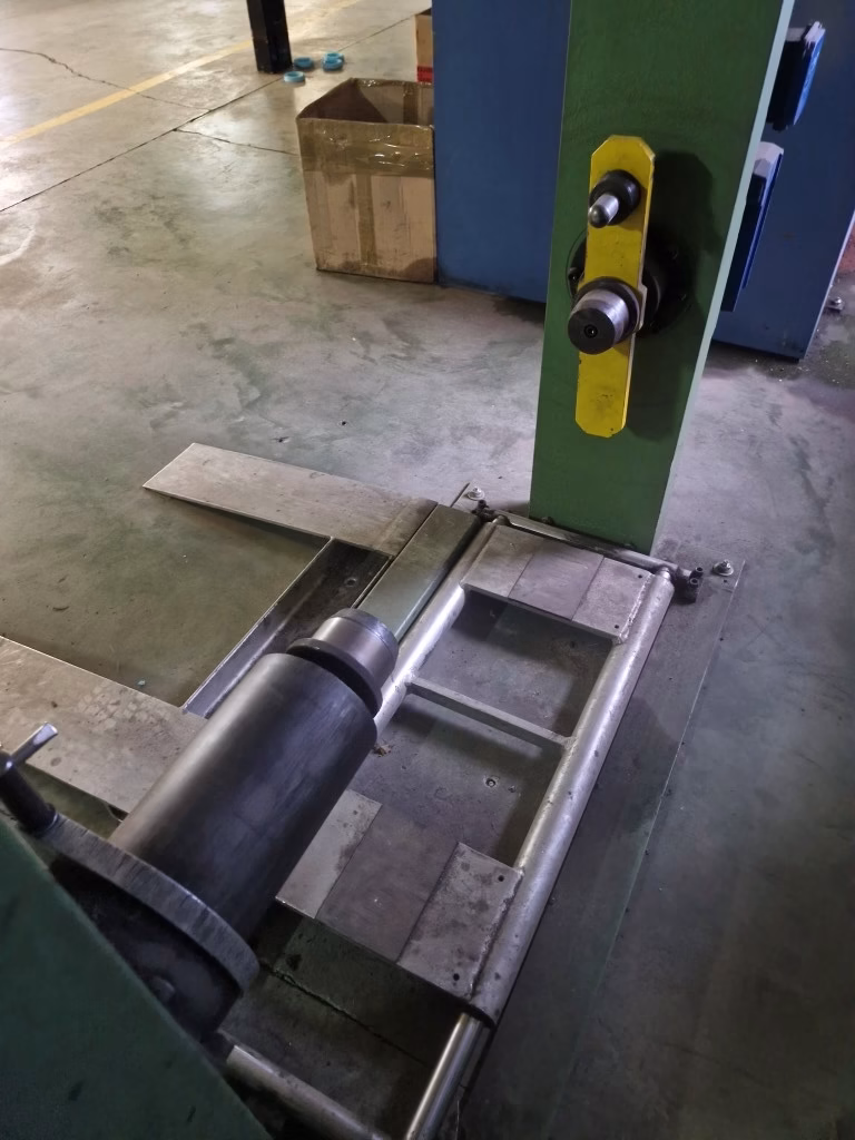 img06 wardwell 24 bobbins braiding line, type 2426