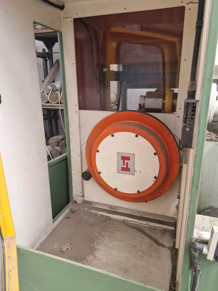 img04 sictra 13 dies rodbreakdown bench, 13 motors