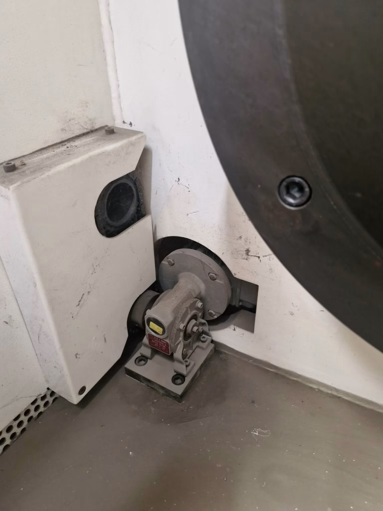 img06 sictra 13 dies rodbreakdown bench, 13 motors