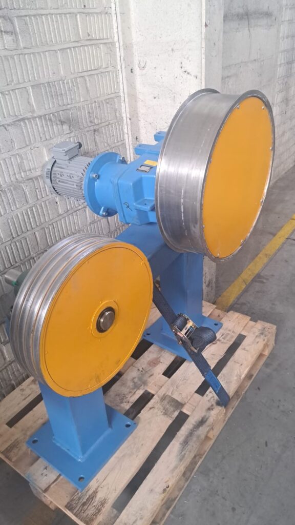 img02 1 + 4 dual capstan, 560mm + 415mm