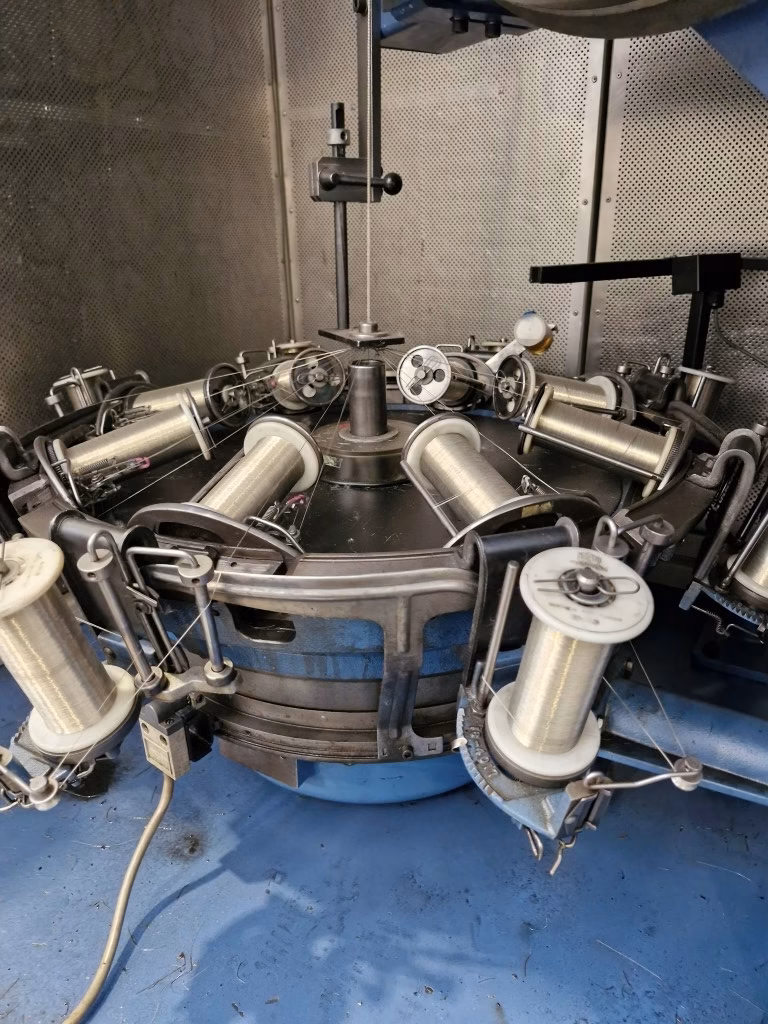 img02 wardwell 16 bobbins braiding machine, model sp 2000