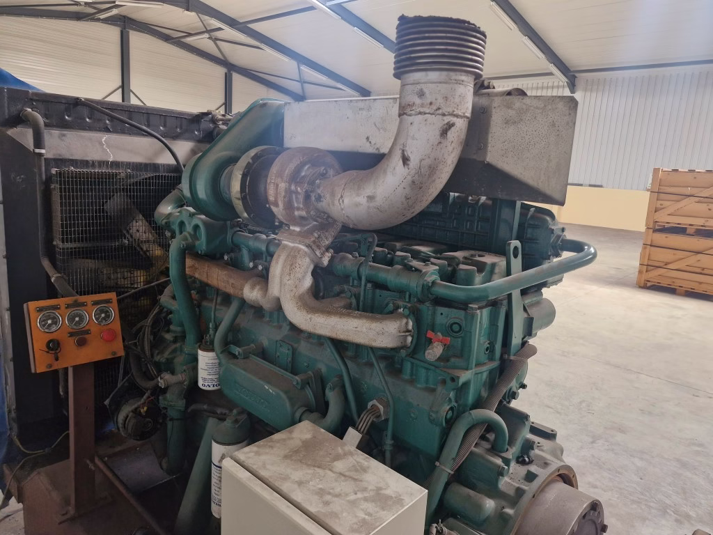 img04 330kva power generator with no break