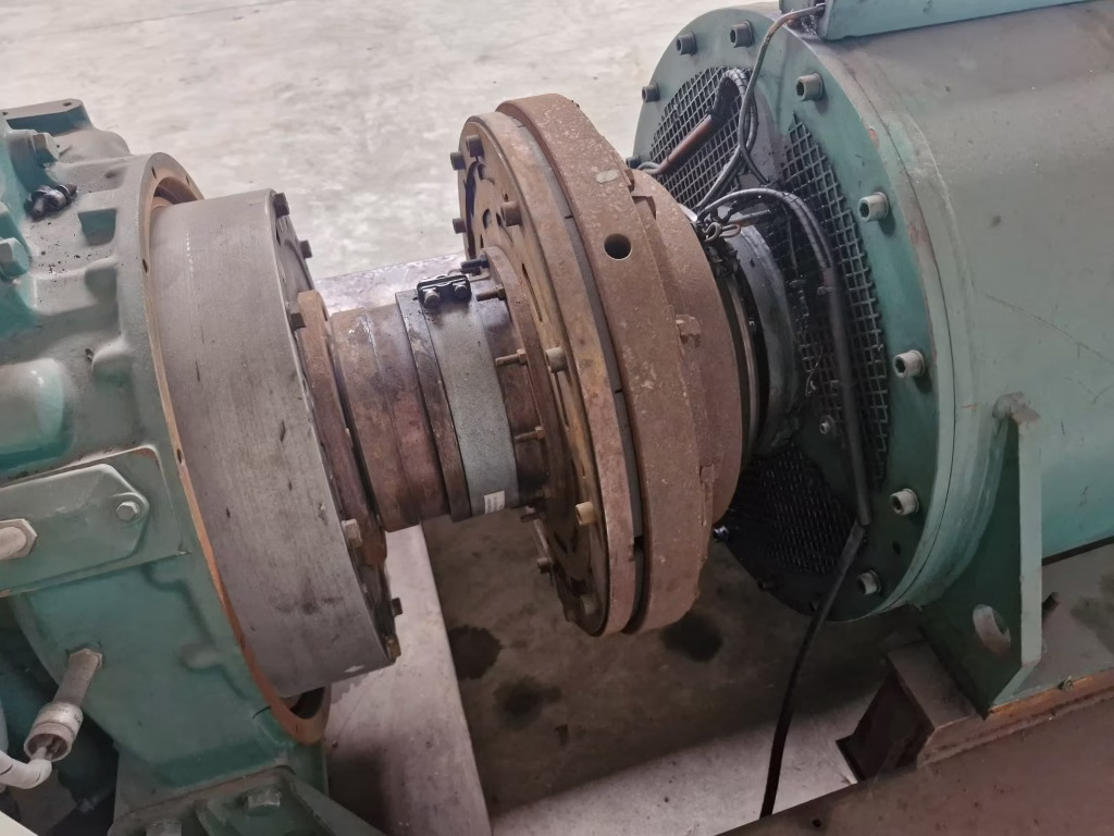 img06 330kva power generator with no break