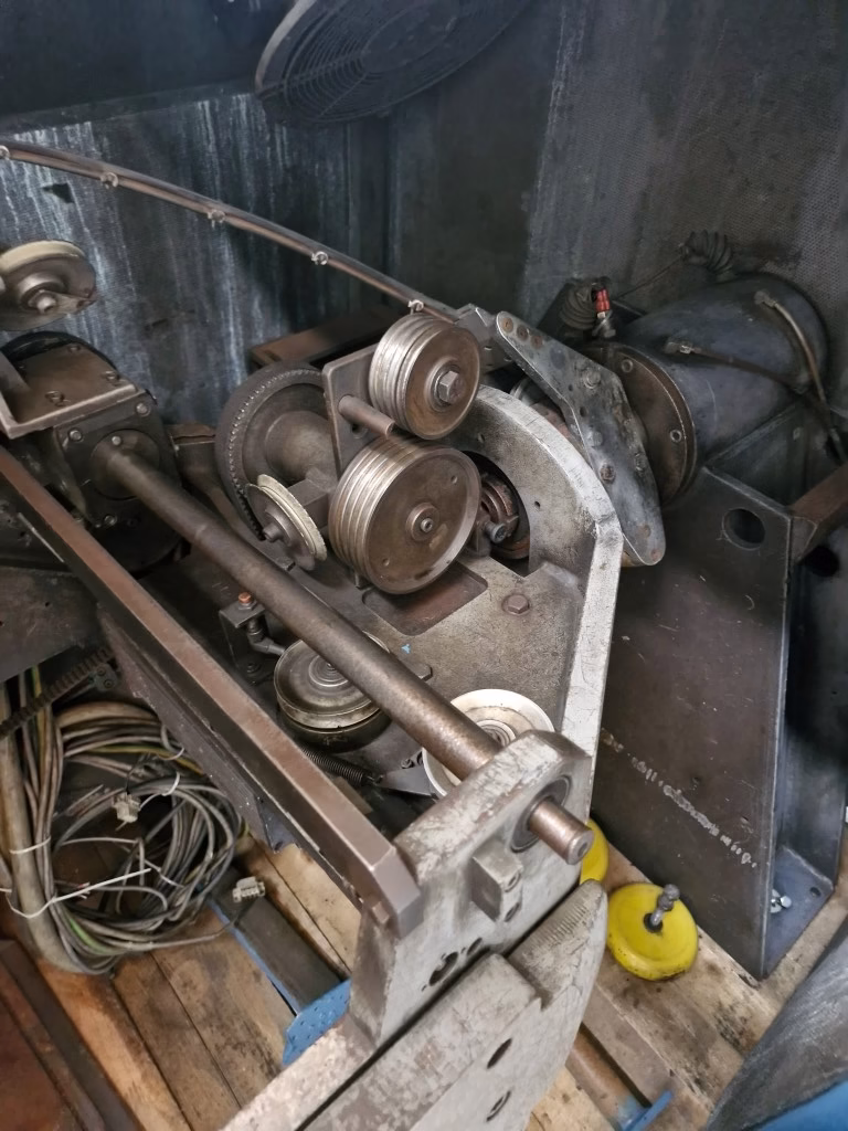 img04 niehoff 630mm double twist buncher, model d631