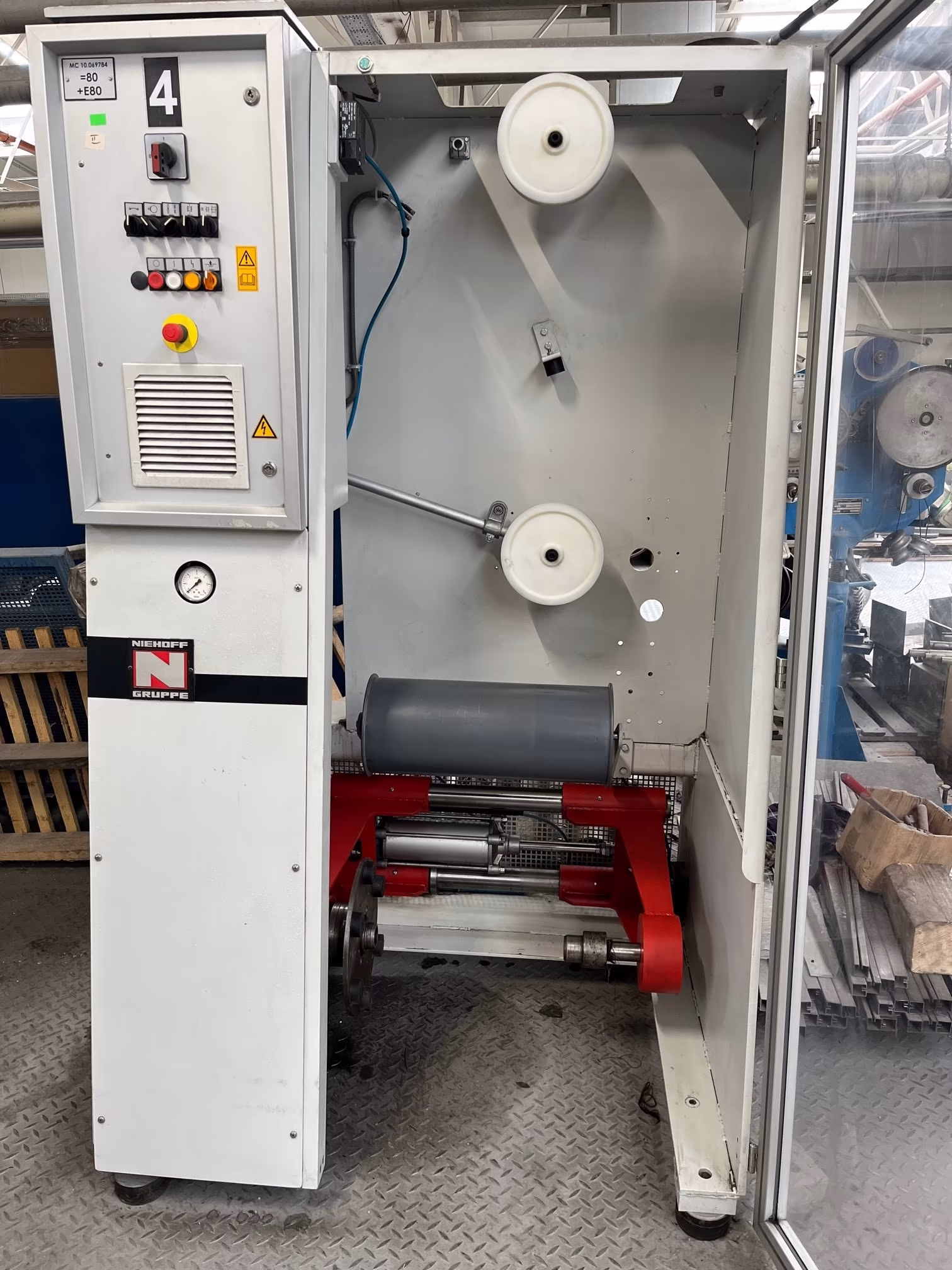 img01 niehoff 630mm pay off with dancer, model atp 630.1